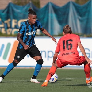  劳塔罗梅开二度助国米狂胜  