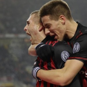 多特蒙德新援处子球助球队翻盘  