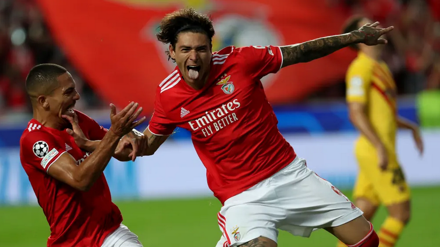  曼联压哨签约巴西天才，转会费破队史纪录  